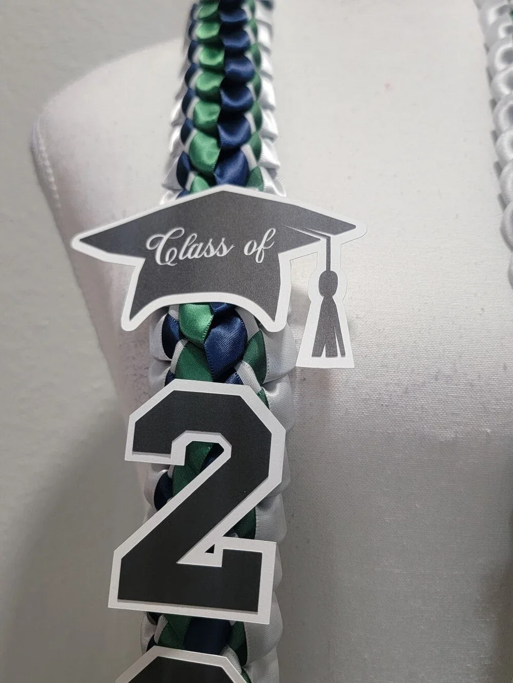 Graduation Money Lei - Picture 3 of 6